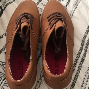 Men shoes size 45/11.5 us